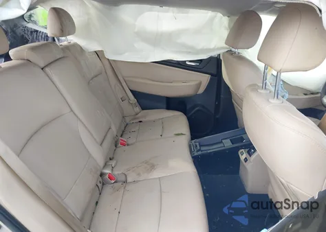 2015 Subaru Outback 2.5I Limited z USA, uszkodzony, nr VIN 4S4BSBJCXF3313826